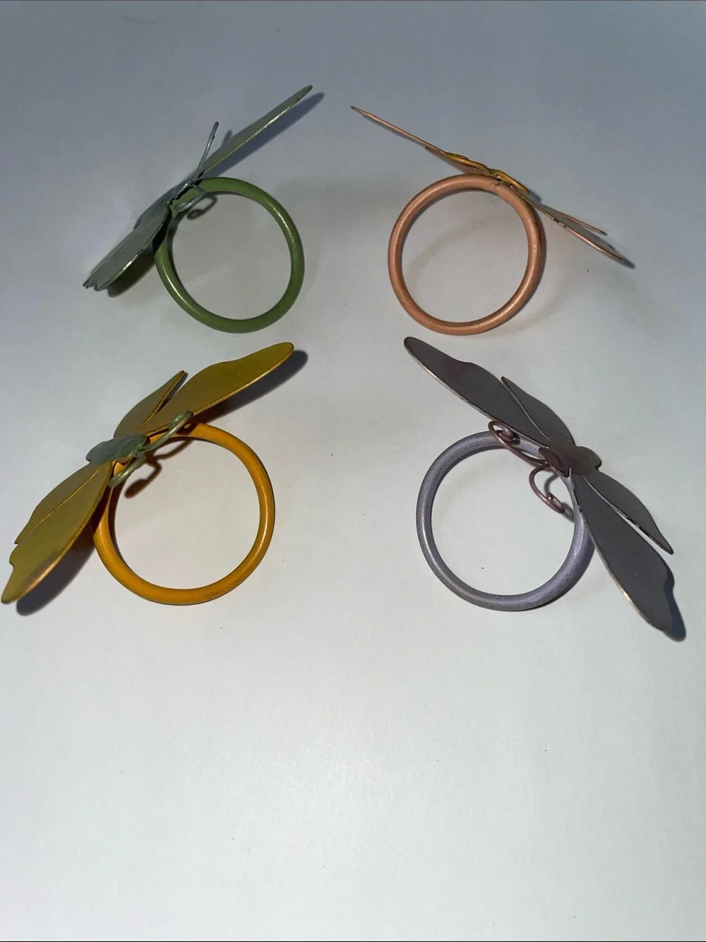 NWOT Set of 4 Decorative Metal Butterfly cloth napkin holders.